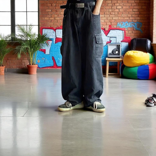 Men's Wide-Leg Cargo Jeans