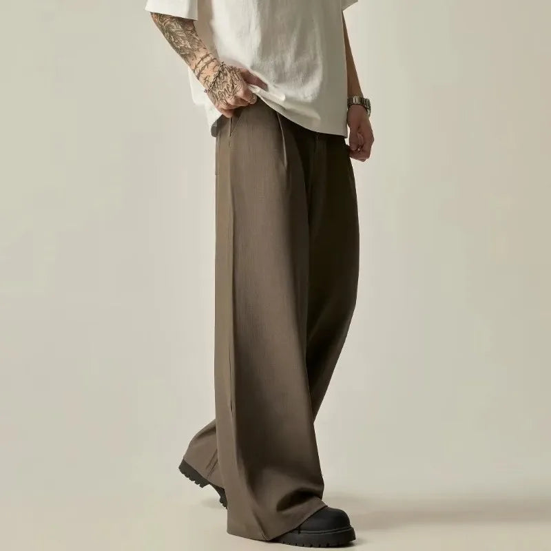 Men's Wide-Leg Pleated Trousers